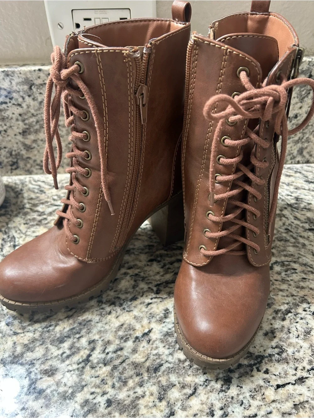 Soda Malia Tan Faux Leather Lace-Up Chunky Block Heel Booties - Size 8